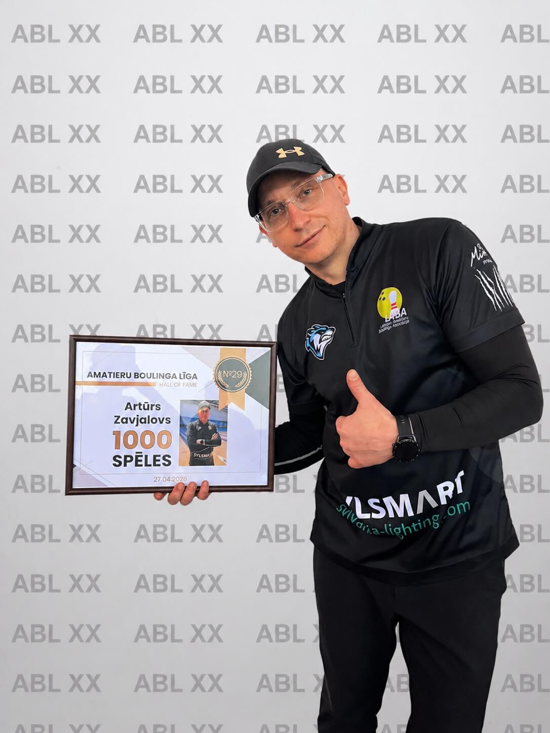 Artūrs Zavjalovs